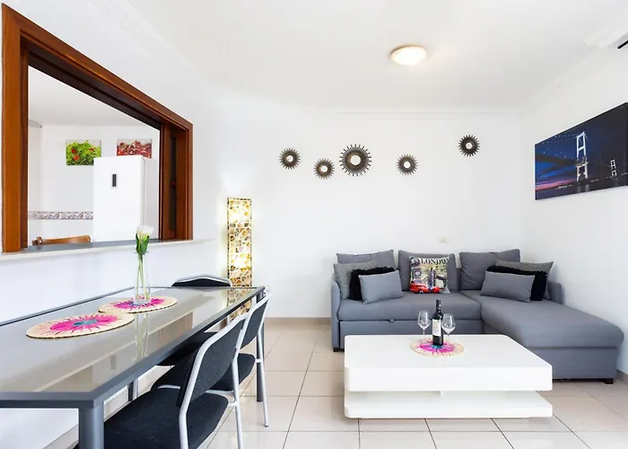 Home2book Cristianos, Pool & Appartamento *